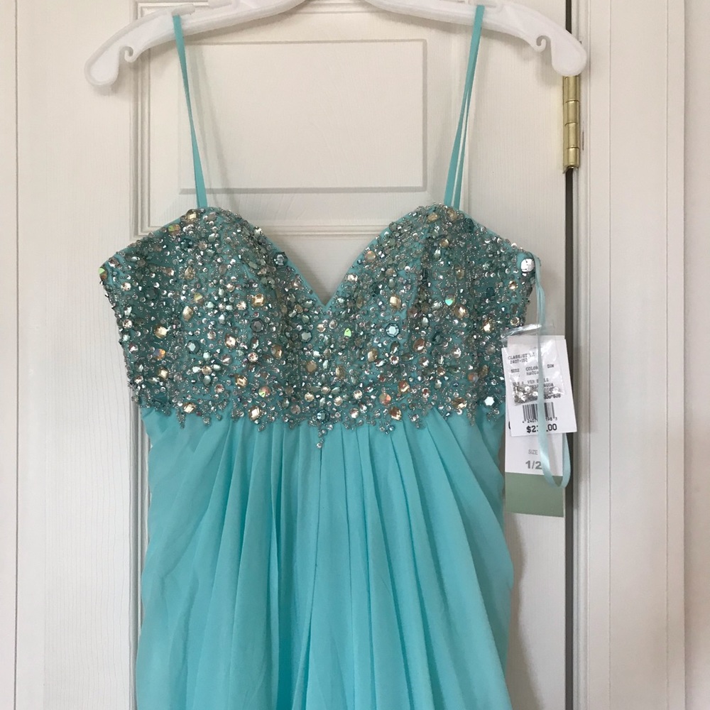 Dave & Johnny floor length aqua gown